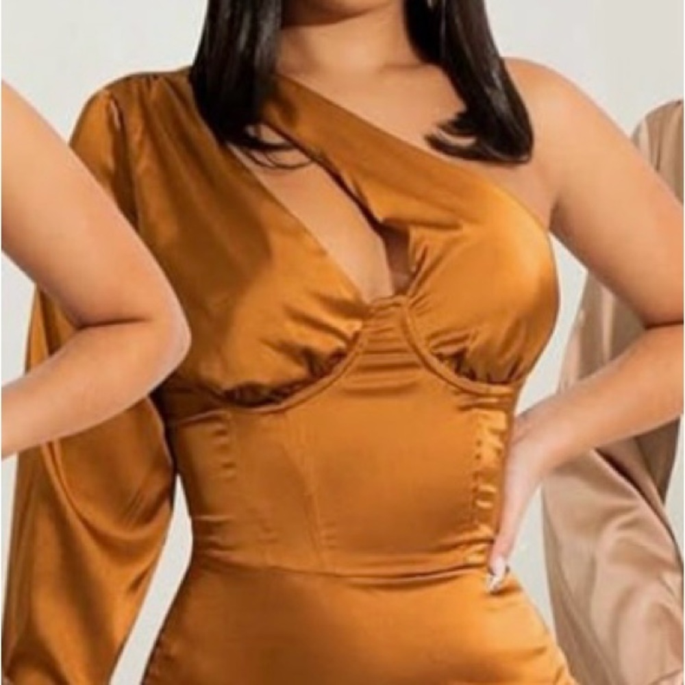 Elegant One-Shoulder Satin Dress